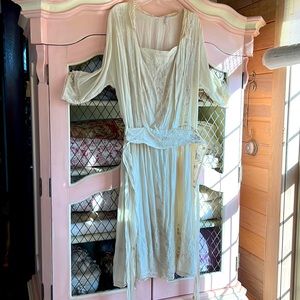 Magnolia Pearl Cotton Silk Full Bloom Garden Dress.